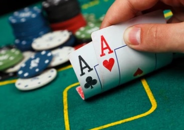 A Beginner’s Introduction to Playing Texas Holdem Poker